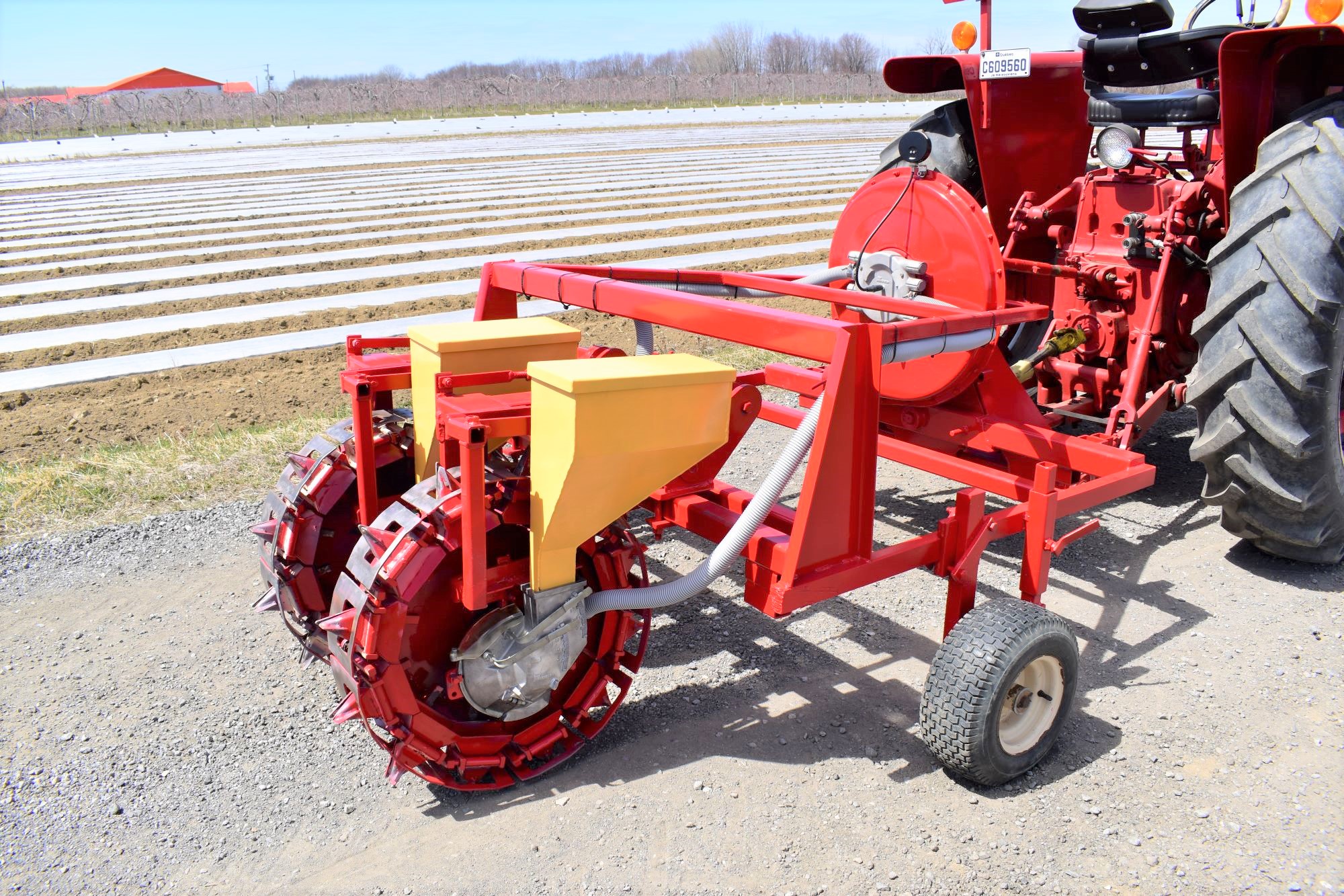 Corn Planters For Sale In Quebec Garden Plant