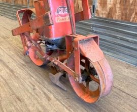 Cole planet Jr seeder unit