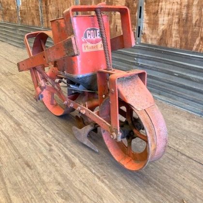 Cole planet Jr seeder unit