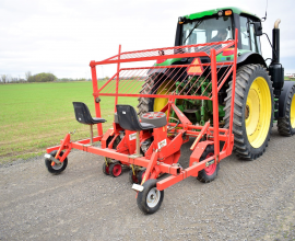 Transplanteur pour plasticulture Wolf-2
