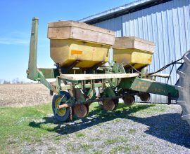 john deere planter