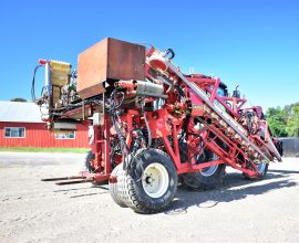 Simon Leek Harvester