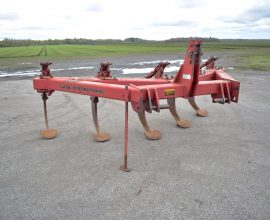 CaseIH subsoiler 5 shanks