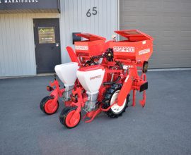 Pneumatic seeder for squash