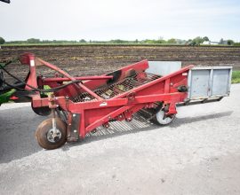 Univerco 57-inch Onion Lifter